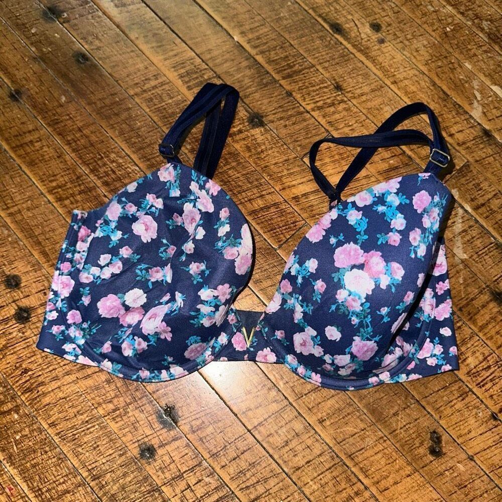Victoria’s Secret navy rose print 32DDD lined Demi bra